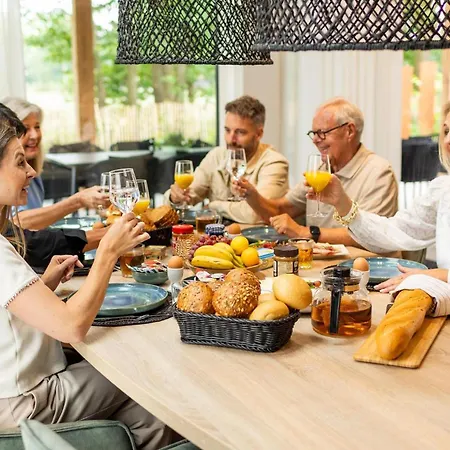 Veluwe Met Binnenzwembad & Wellness Xl | 24 Personen | Rolstoeltoegankelijk Wekerom