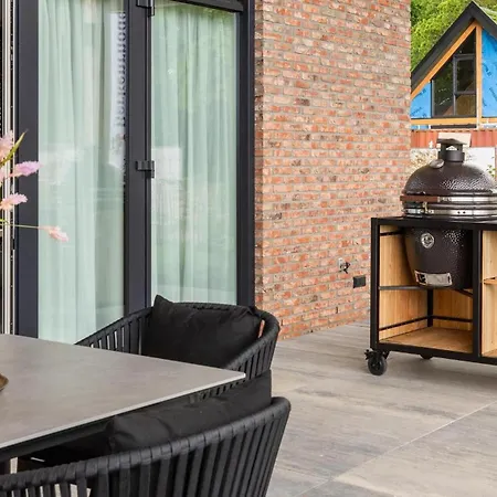 Veluwe Met Binnenzwembad & Wellness Xl | 24 Personen | Rolstoeltoegankelijk Villa *