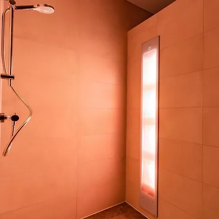 Veluwe Met Binnenzwembad & Wellness Xl | 24 Personen | Rolstoeltoegankelijk * Wekerom