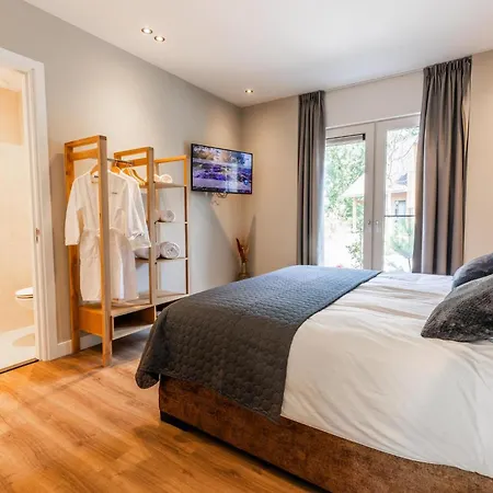 Veluwe Met Binnenzwembad & Wellness Xl | 24 Personen | Rolstoeltoegankelijk * Wekerom