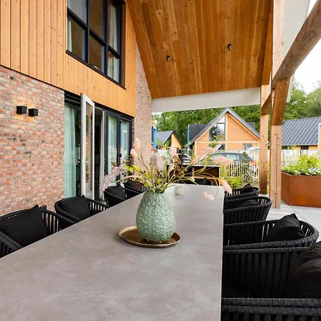 Veluwe Met Binnenzwembad & Wellness Xl | 24 Personen | Rolstoeltoegankelijk Wekerom