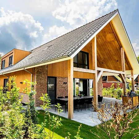 Veluwe Met Binnenzwembad & Wellness Xl | 24 Personen | Rolstoeltoegankelijk Villa *