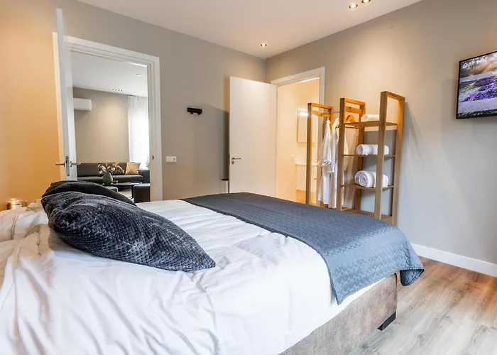 Veluwe Met Binnenzwembad & Wellness Xl | 24 Personen | Rolstoelvriendelijk * Wekerom