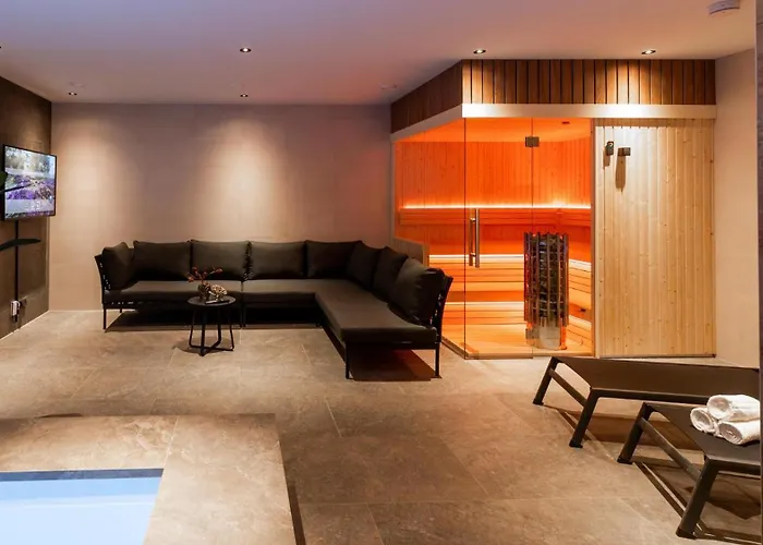 Veluwe Met Binnenzwembad & Wellness Xl | 24 Personen | Rolstoelvriendelijk Villa *