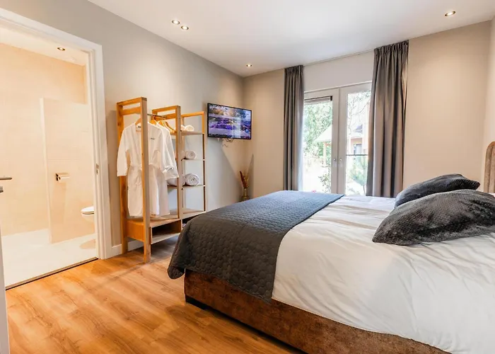 Veluwe Met Binnenzwembad & Wellness Xl | 24 Personen | Rolstoelvriendelijk * Wekerom