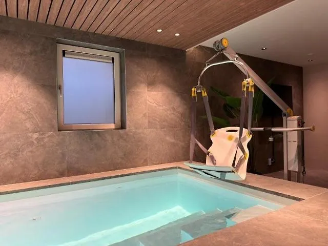 Veluwe Met Binnenzwembad & Wellness Xl | 24 Personen | Rolstoelvriendelijk Villa *