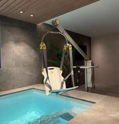 Villa Veluwe Met Binnenzwembad & Wellness Xl | 24 Personen | Rolstoelvriendelijk *